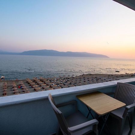 Beachsite Vlorë Buitenkant foto