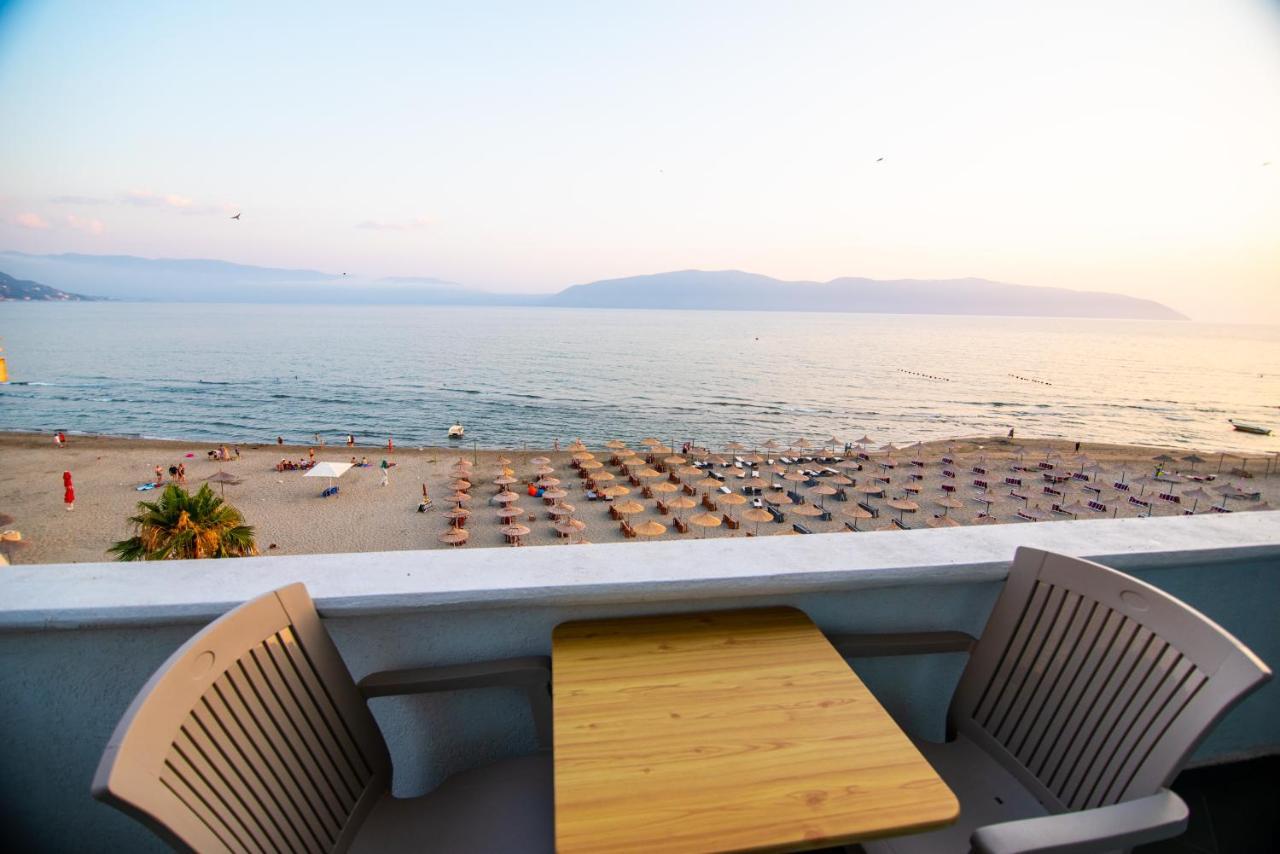 Beachsite Vlorë Buitenkant foto