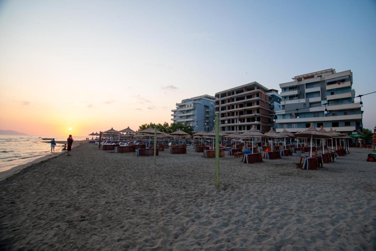 Beachsite Vlorë Buitenkant foto